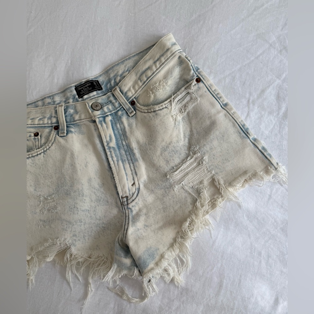 Abercrombie Annie High Rise Denim Shorts - Size 26